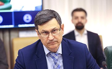 Круглый стол на тему «Пути решения ключевых стратегических задач по производству высоколокализованной конкурентоспособной продукции автомобильной отрасли»