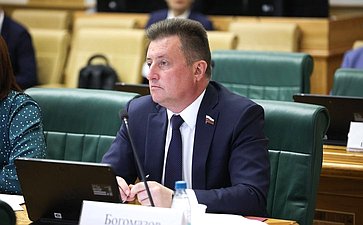 Евгений Богомазов