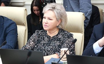 Елена Писарева