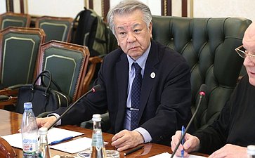 Сергей Кисляк провел встречу с председателем японской общественно-политической организации «Иссуйкай» Мицухиро Кимурой