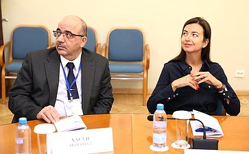 Заседание круглого стола на тему «Образовательные мосты: университеты и языковые центры как важный фактор продвижения русского языка за рубежом»