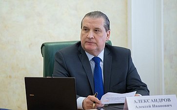 А. Александров провел заседание Комитета Совета Федерации по конституционному законодательству и государственному строительству