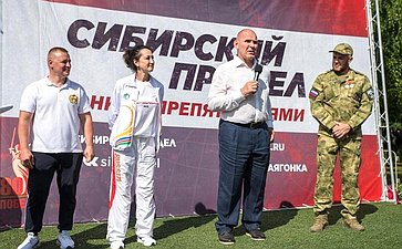 Александр Карелин принял участие в мероприятиях, посвящённых Дню молодёжи и Дню города Новосибирска