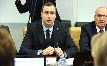 Расширенное заседание Комитета СФ по социальной политике (в рамках Дней Архангельской области в СФ)