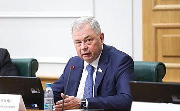 Анатолий Артамонов