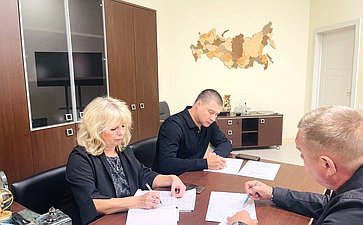Игорь Кастюкевич провел ряд рабочих встреч с министрами и врио председателя правительства Херсонской области