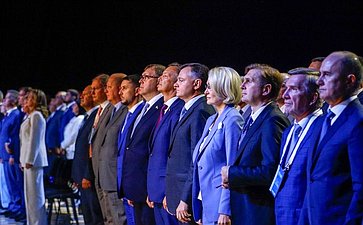 Первый заместитель Председателя Совета Федерации Андрей Яцкин принял участие в Форуме «Стратегия 2030»