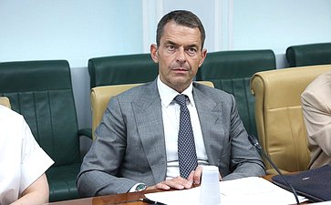 Заседание рабочей группы для выработки предложений о совершенствовании законодательства в сфере детского и социального питания