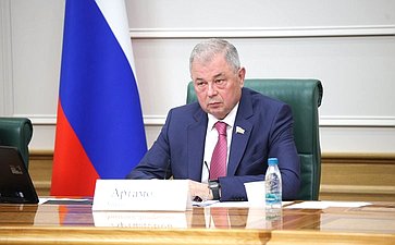 Анатолий Артамонов