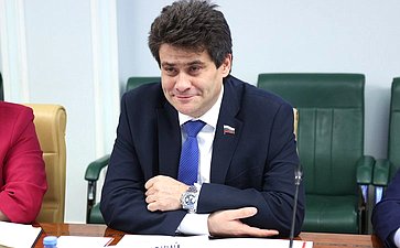 Александр Высокинский
