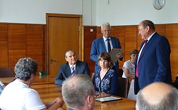 Алексей Александров встретился с руководителями муниципальных администраций в Сухиничах