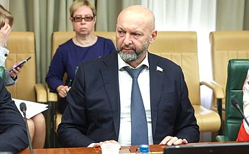 Сергей Аноприенко