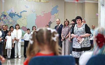 В Совете Федерации состоялось торжественное мероприятие с вручением подарков будущим первоклассникам