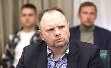 Круглый стол «Первоочередные меры в области развития программ экспериментальных правовых режимов в сфере цифровых инноваций по эксплуатации беспилотных авиационных систем»