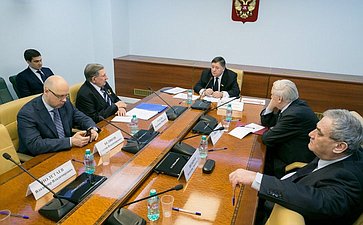 С. Калашников провел заседание Временной комиссии СФ по мониторингу экономического развития