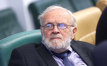 Круглый стол Комитета СФ по экономической политике на тему «Законодательное обеспечение создания и эксплуатации атомных станций малой мощности»