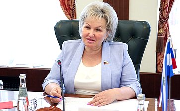 Елена Писарева