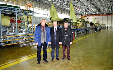 Баир Жамсуев и Виктор Озеров посетили крупнейшие предприятия ОПК Хабаровского края