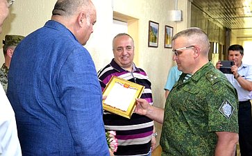 Сергей Аренин провел встречи с командным составом и военнослужащими российских воинских подразделений в Республике Армения