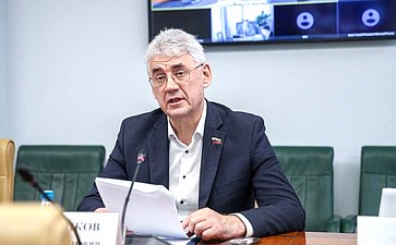 Виктор Калашников