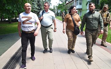 Александр Вайнберг посетил Донецкую Народную Республику и Запорожскую область