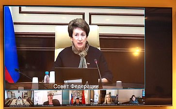 Совещание Комитета СФ по науке, образованию и культуре совместно с Комитетом СФ по экономической политике «Об организации в субъектах Российской Федерации перевозок детей школьными автобусами»