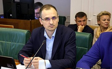 Круглый стол Комитета Совета Федерации по экономической политике «Государственная поддержка обеспечения безопасности критической инфраструктуры стратегических предприятий Российской Федерации»