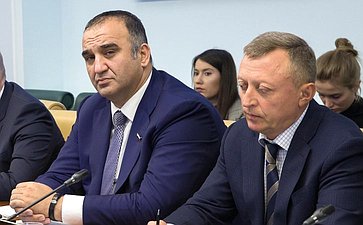 Мохмад Ахмадов и Сергей Нелюбов
