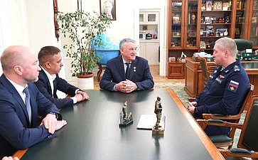 Встреча Юрия Воробьева с ветераном СВО