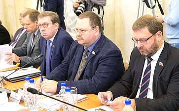 Алексей Майоров, Олег Мельниченко и Константин Косачев