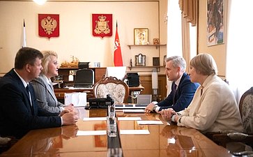 В ходе поездки состоялась встреча председателя Комитета СФ Лилии Гумеровой с главой региона Василием Анохиным