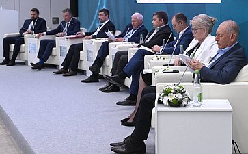 Николай Журавлев выступил на сессии «Развитие рынка цифровых финансовых активов», прошедшей в рамках XIV Международного экономического форума «Россия — Исламский мир: КazanForum»