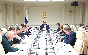 Совещание Комитета Совета Федерации по социальной политике совместно с Комитетом Совета Федерации по экономической политике