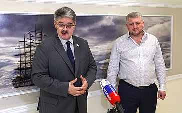 Открытие в Совете Федерации выставки творческих работ президента Международного союза художников-анималистов Сергея Ильинского-Акулова