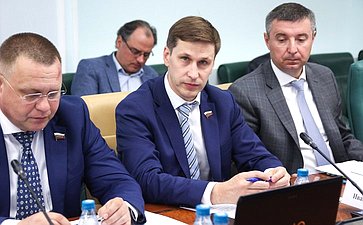 Иван Новиков