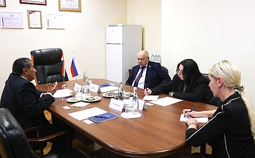Ильяс Умаханов провел встречу с Чрезвычайным и Полномочным Послом Йеменской Республики в РФ Ахмедом Салемом Аль-Вахейши