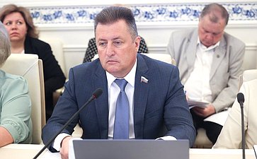 Евгений Богомазов