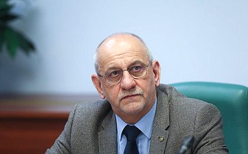 Круглый стол Комитета СФ по экономической политике на тему «Законодательное обеспечение создания и эксплуатации атомных станций малой мощности»