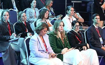 XXVIII Петербургский международный экономический форум (ПМЭФ’25). «Культурный ДНК российских брендов»