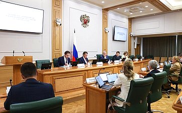 Заседание трехсторонней комиссии по вопросам межбюджетных отношений от Совета Федерации