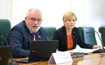 Андрей Клишас и Людмила Бокова