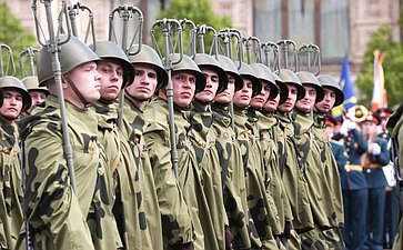 Председатель Совета Федерации Валентина Матвиенко присутствовала на военном параде в ознаменование 80-й годовщины Великой Победы