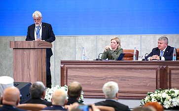 Пленарное заседание Х Парламентского форума «Историко-культурное наследие России»
