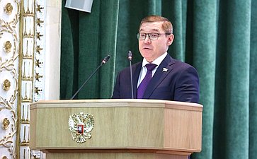 В. Якушев: Работа прокуратуры – важный ориентир для парламентариев, способствующий дальнейшему совершенствованию законодательства