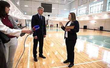 Сенаторы посетили Центр физкультурной и спортивной работы «Олимпия» Тюменского муниципального района