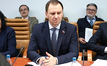 Михаил Илезов