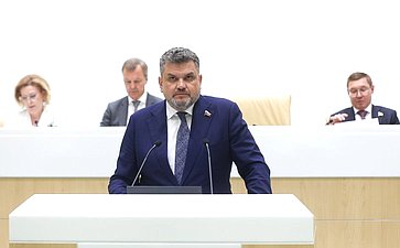 Александр Жуков