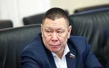 Григорий Ледков