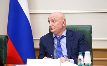 Андрей Клишас