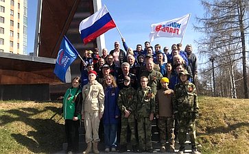 Виктор Шептий принял участие в автопробеге в честь Дня Победы в Екатеринбурге